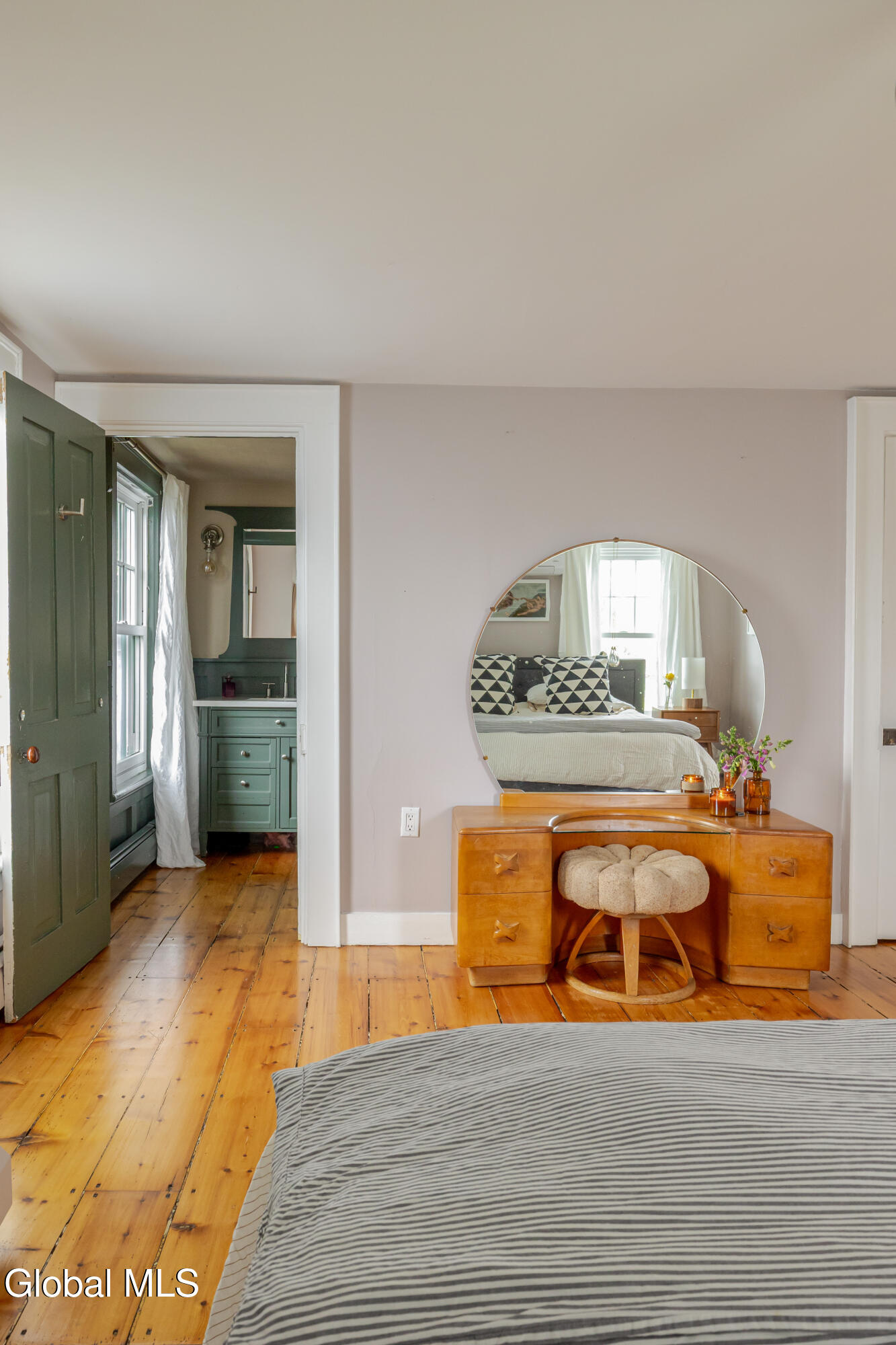 16 Worth Avenue Hudson NY 12534