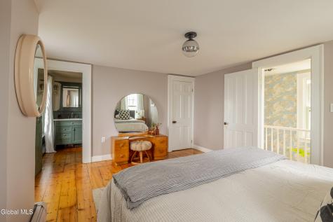 16 Worth Avenue Hudson NY 12534