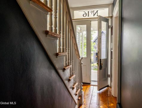 16 Worth Avenue Hudson NY 12534