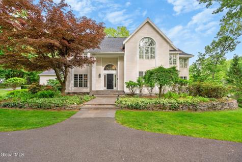 36A Hills Road Loudonville NY 12211