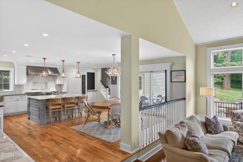 36A Hills Road Loudonville NY 12211