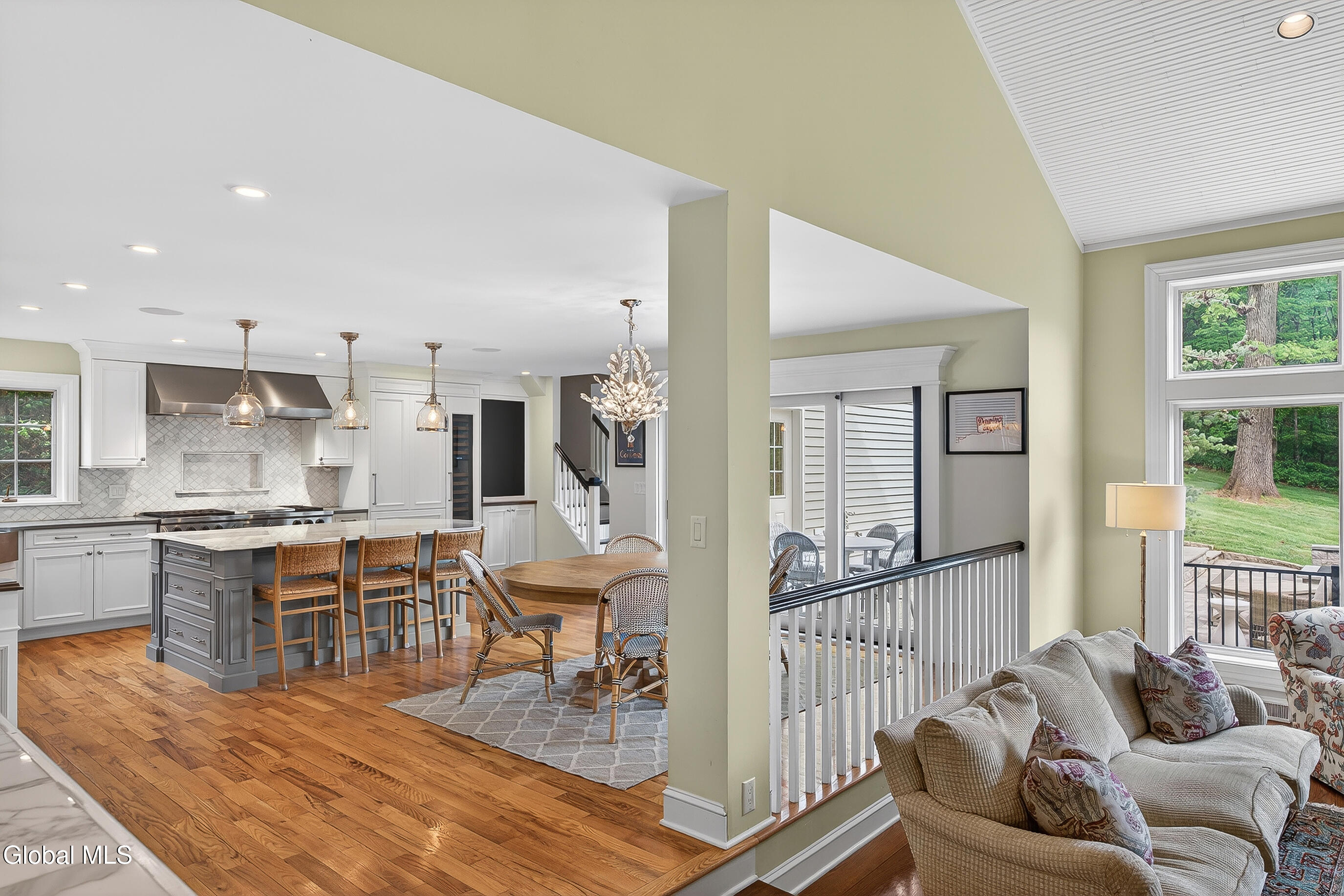 36A Hills Road Loudonville NY 12211