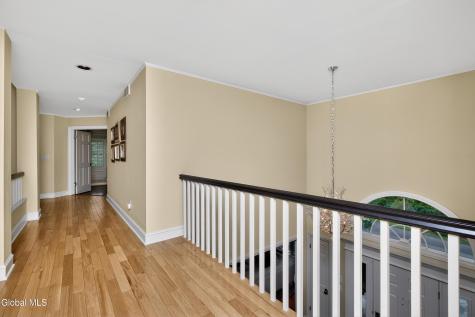 36A Hills Road Loudonville NY 12211