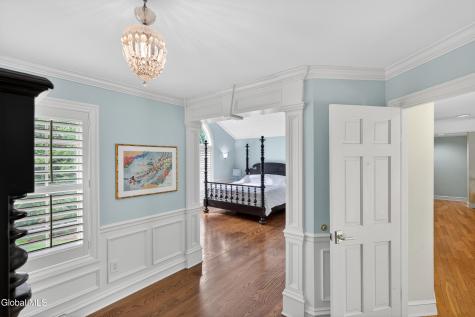 36A Hills Road Loudonville NY 12211