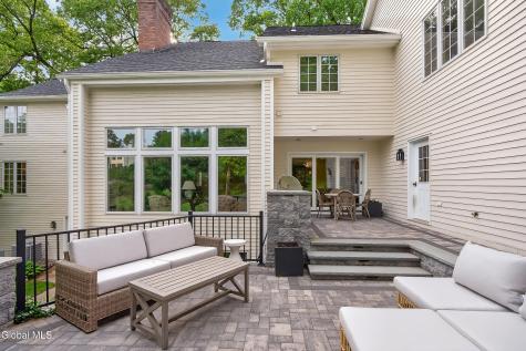 36A Hills Road Loudonville NY 12211