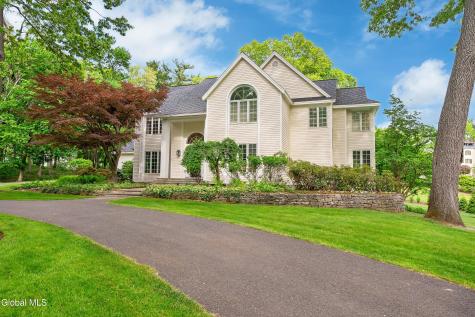 36A Hills Road Loudonville NY 12211