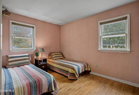 28 Red Fox Drive Colonie NY 12205