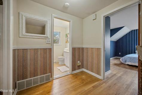 28 Red Fox Drive Colonie NY 12205