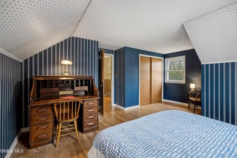 28 Red Fox Drive Colonie NY 12205