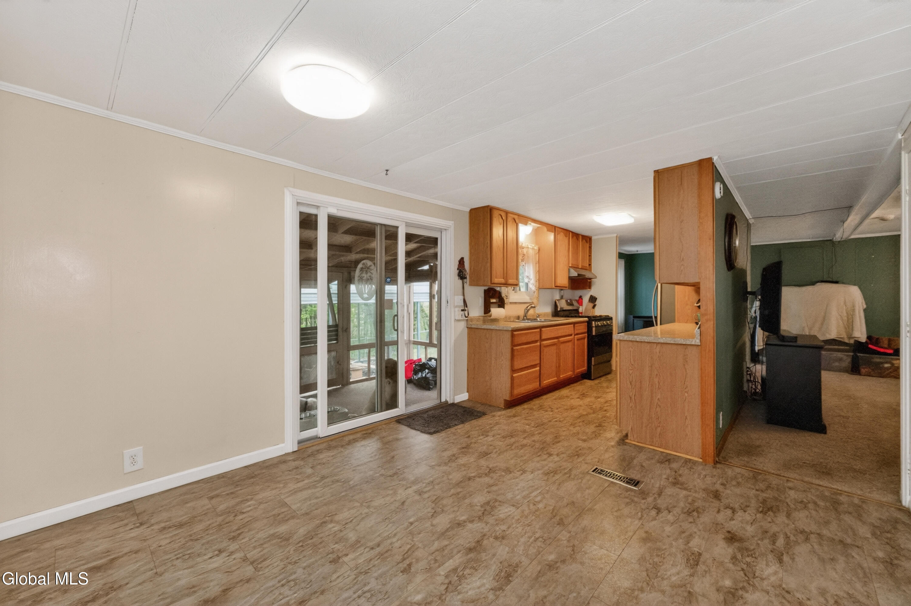 733 Pine Woods Road Melrose NY 12121