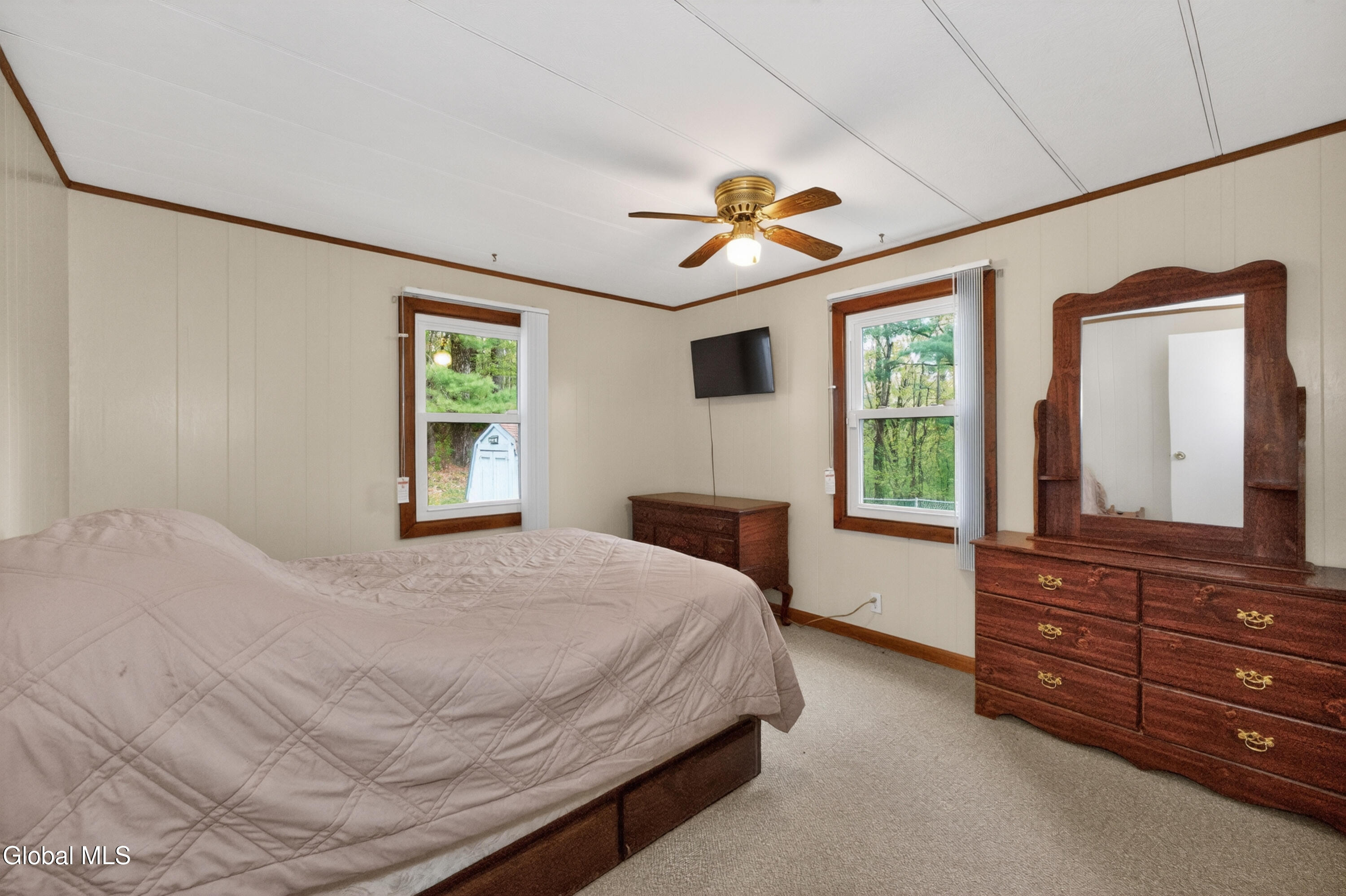 733 Pine Woods Road Melrose NY 12121