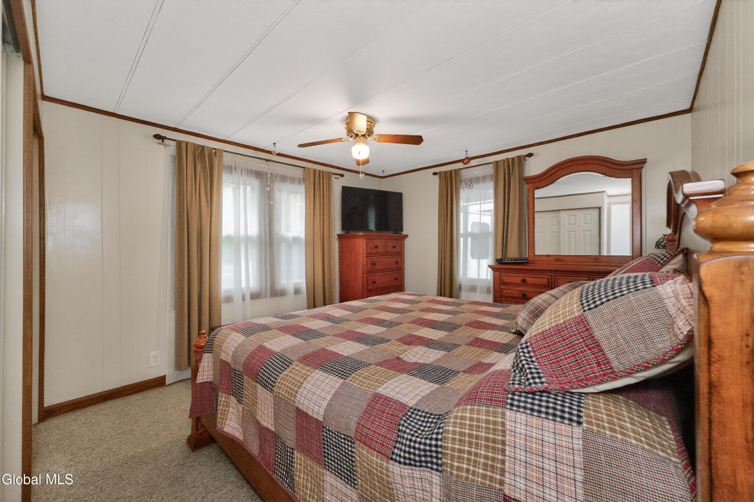 733 Pine Woods Road Melrose NY 12121