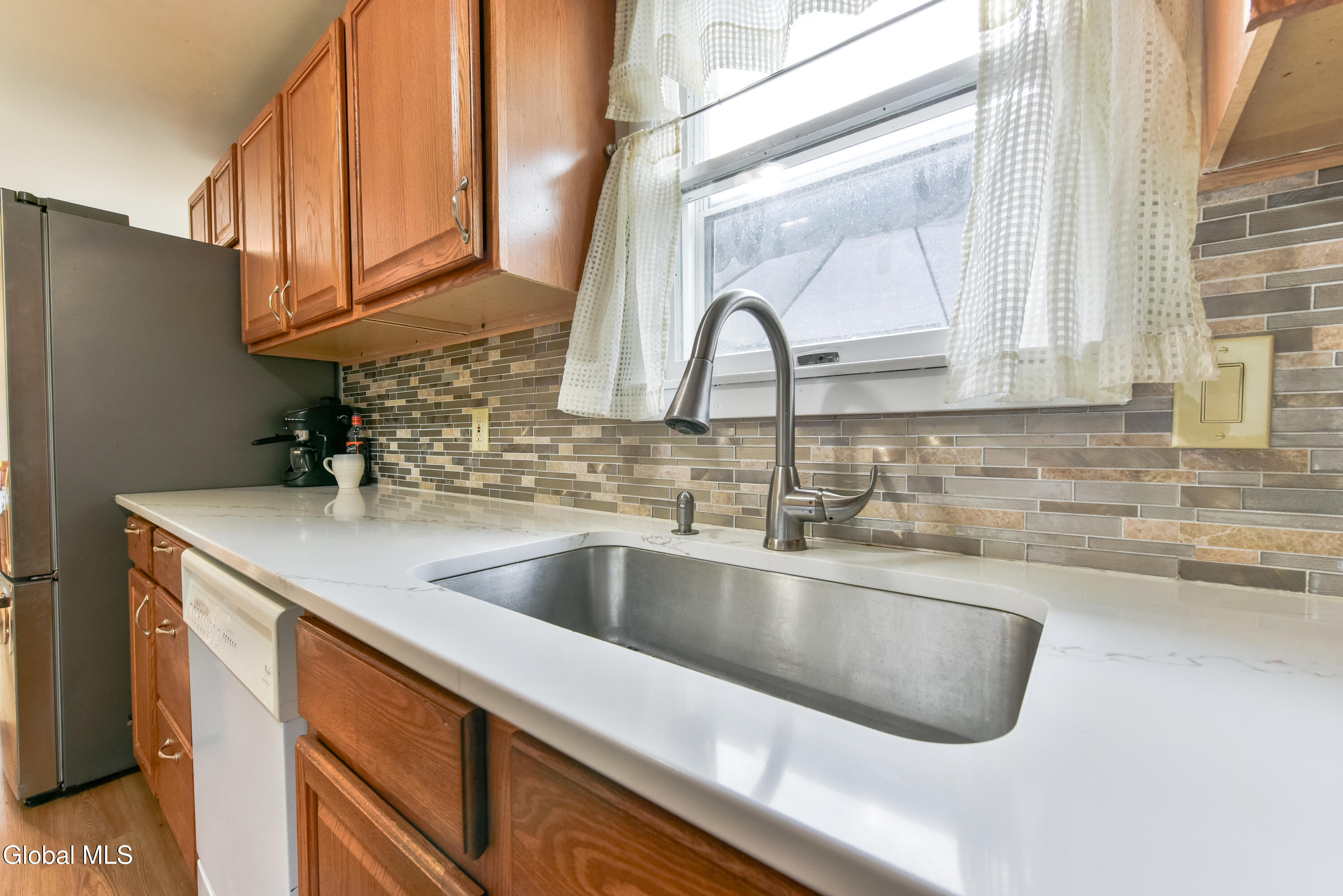 455 Middle Road Delanson NY 12053