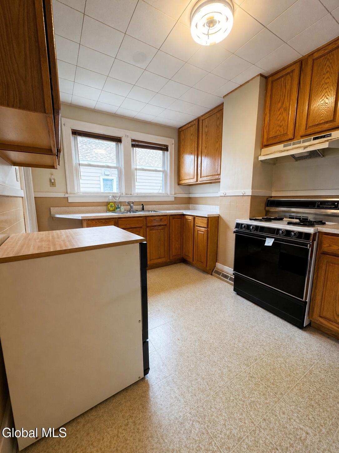 233 Sixteenth Street Schenectady NY 12306