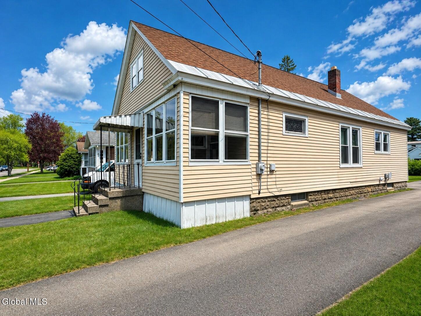 233 Sixteenth Street Schenectady NY 12306