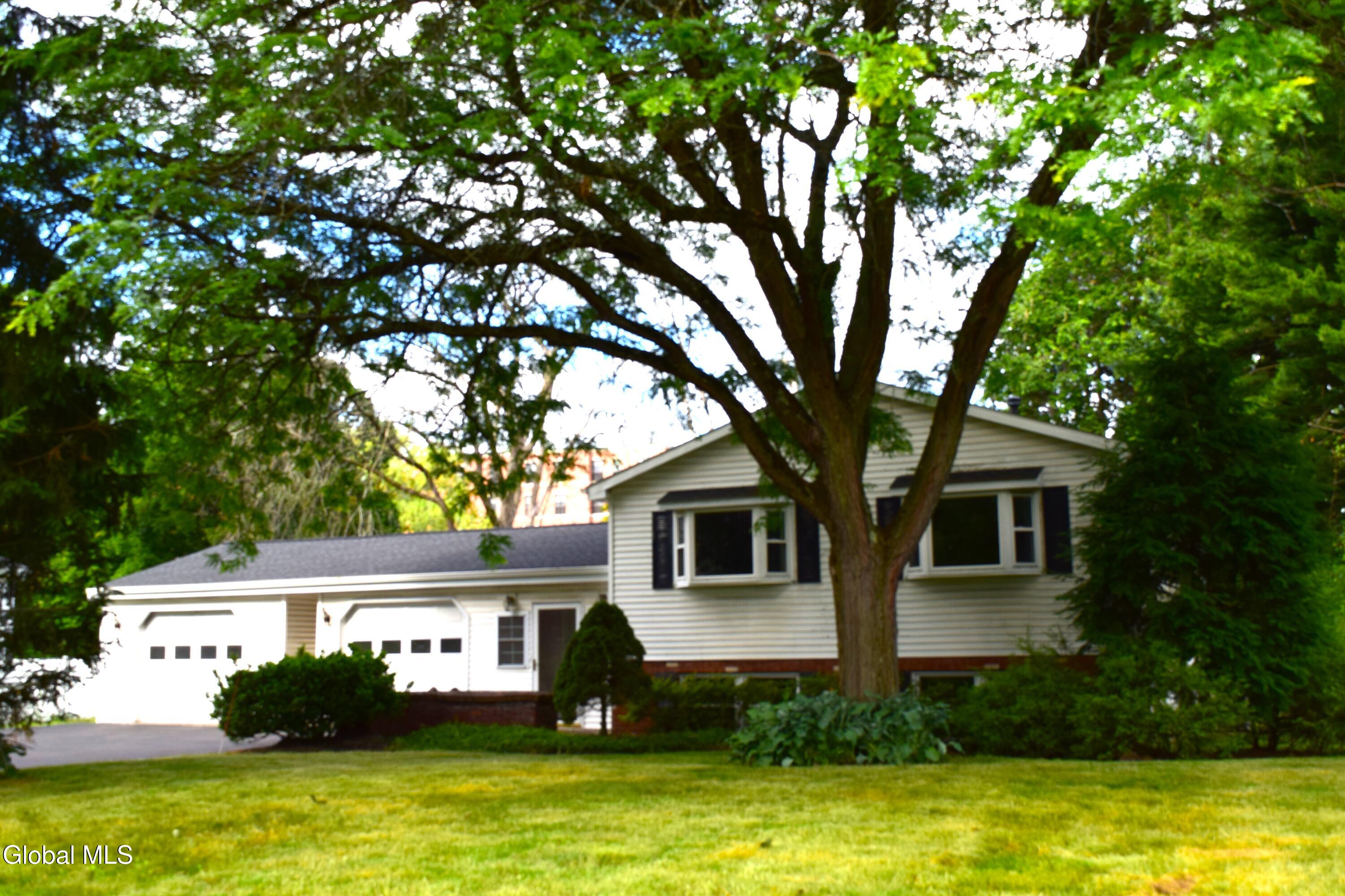 38 Marconi Drive Latham NY 12110