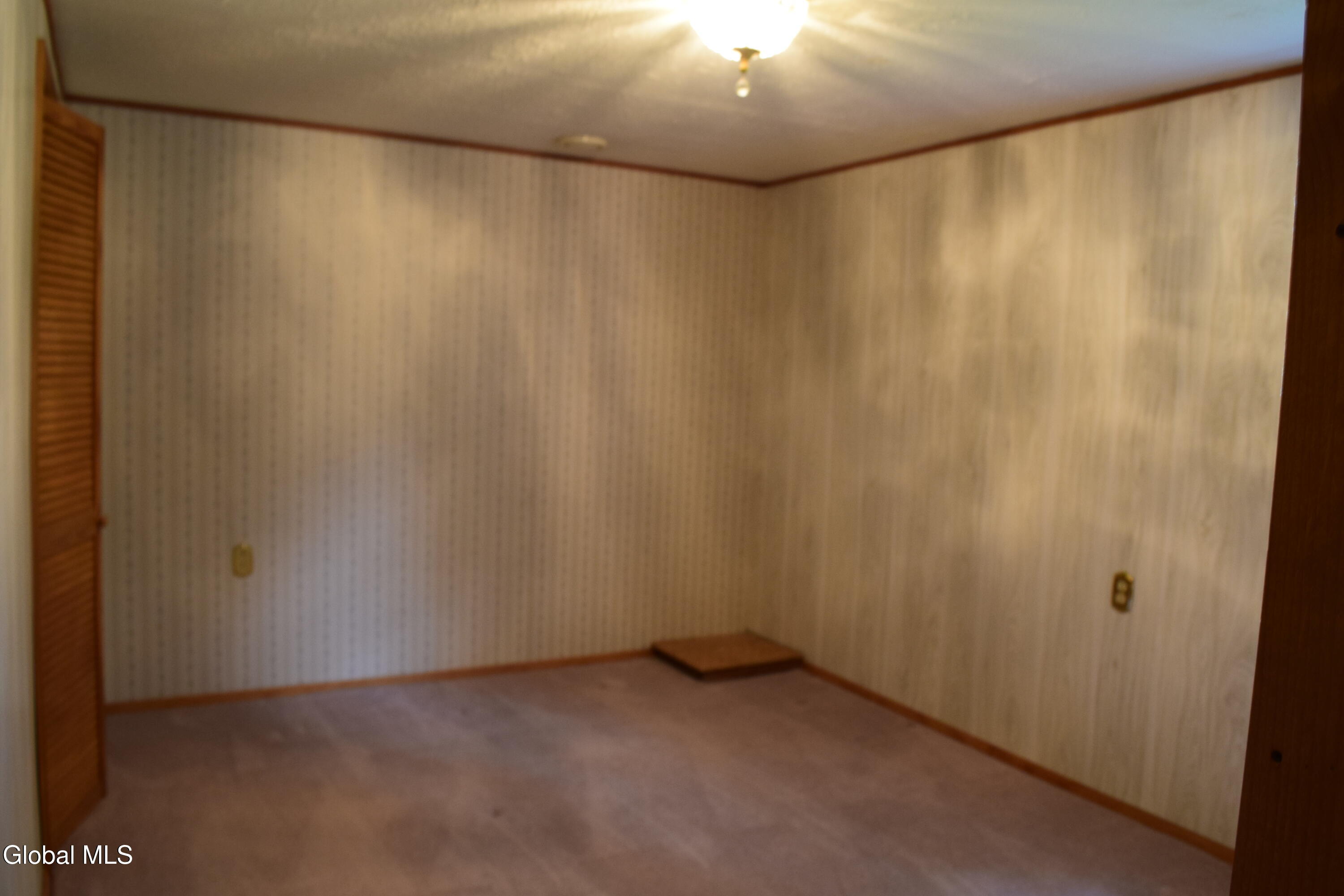 38 Marconi Drive Latham NY 12110