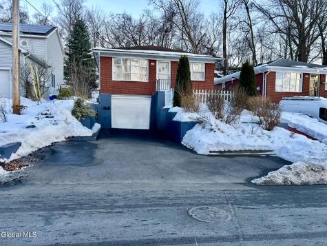 37 Hillcrest Avenue Albany NY 12203