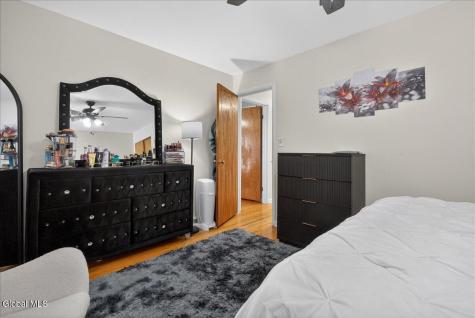 37 Hillcrest Avenue Albany NY 12203