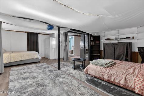 37 Hillcrest Avenue Albany NY 12203