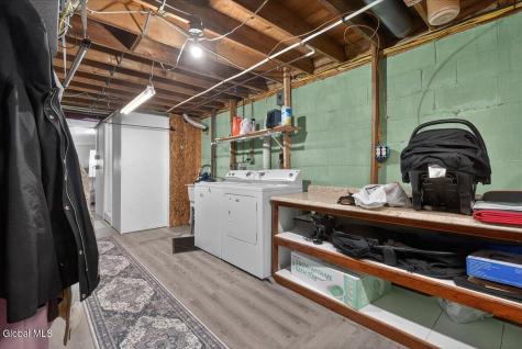 37 Hillcrest Avenue Albany NY 12203