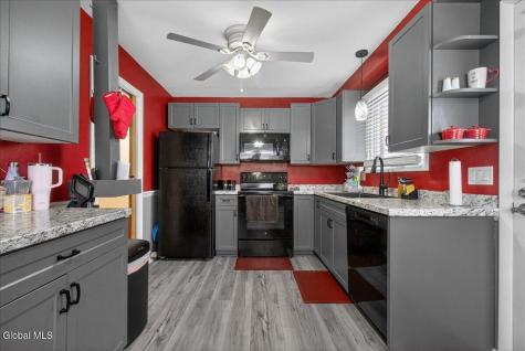 37 Hillcrest Avenue Albany NY 12203