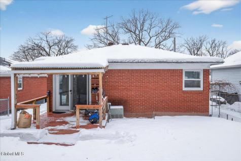 37 Hillcrest Avenue Albany NY 12203