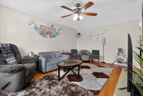 37 Hillcrest Avenue Albany NY 12203