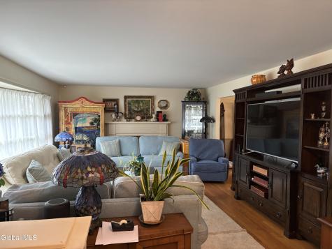 1336 Wemple Lane Niskayuna NY 12309