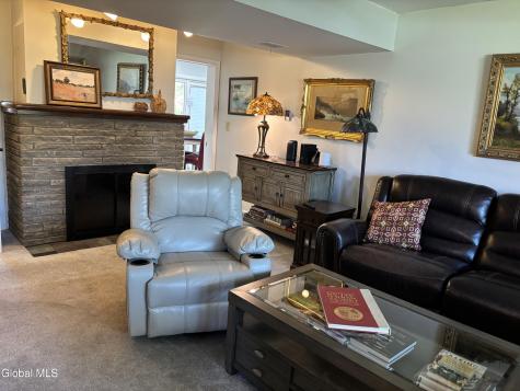 1336 Wemple Lane Niskayuna NY 12309