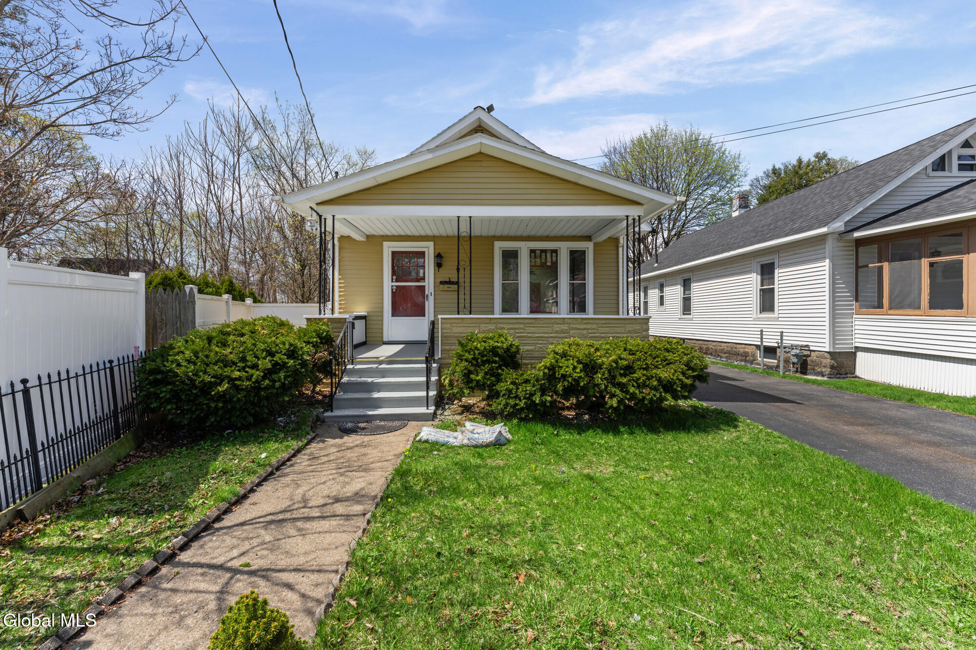 917 Hazelwood Avenue Schenectady NY 12306