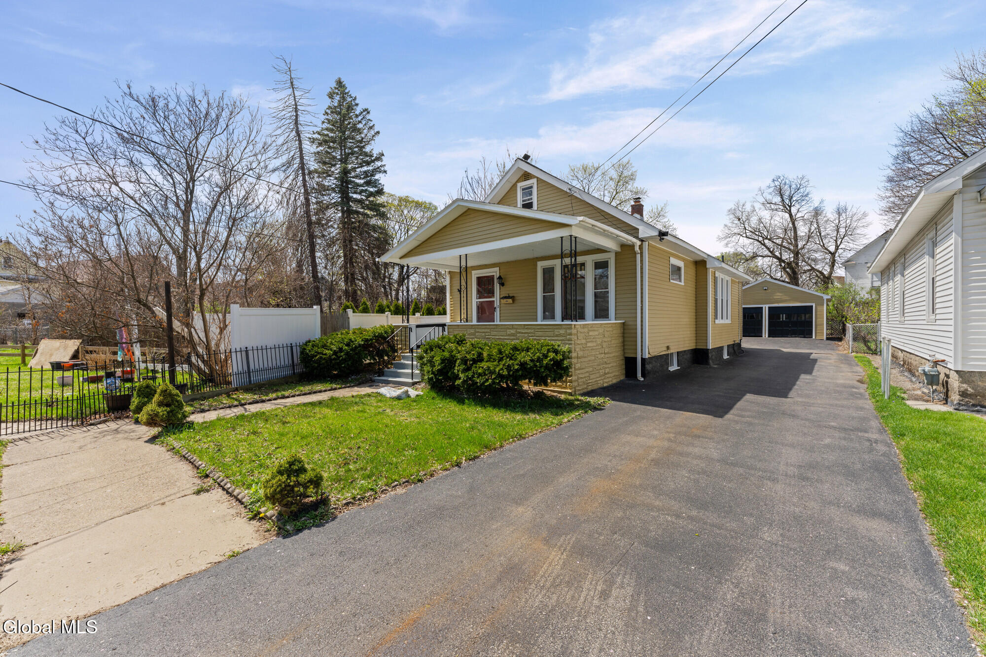 917 Hazelwood Avenue Schenectady NY 12306