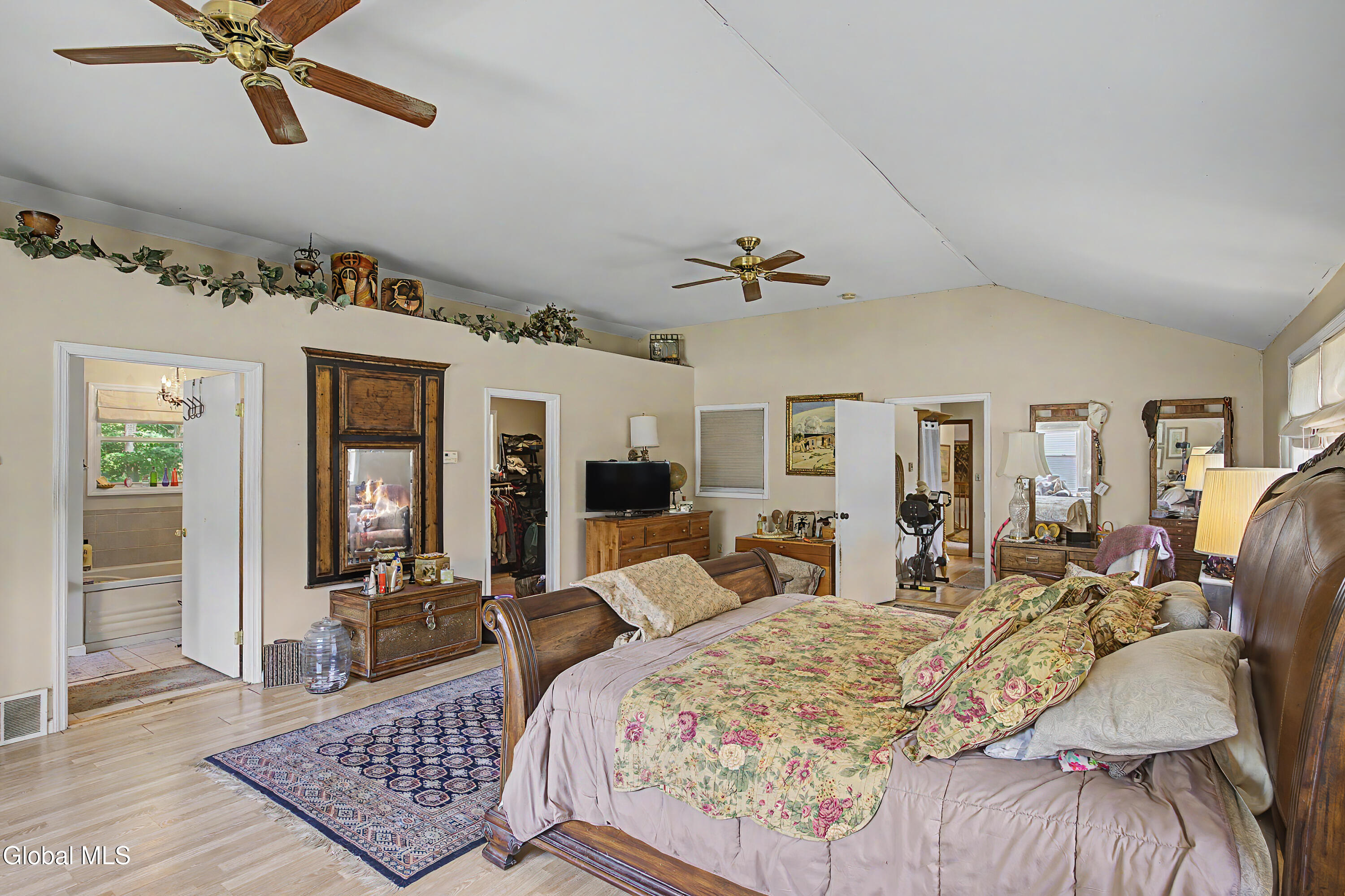 4 Pine Knoll Drive Saratoga Springs NY 12866