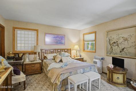 4 Pine Knoll Drive Saratoga Springs NY 12866