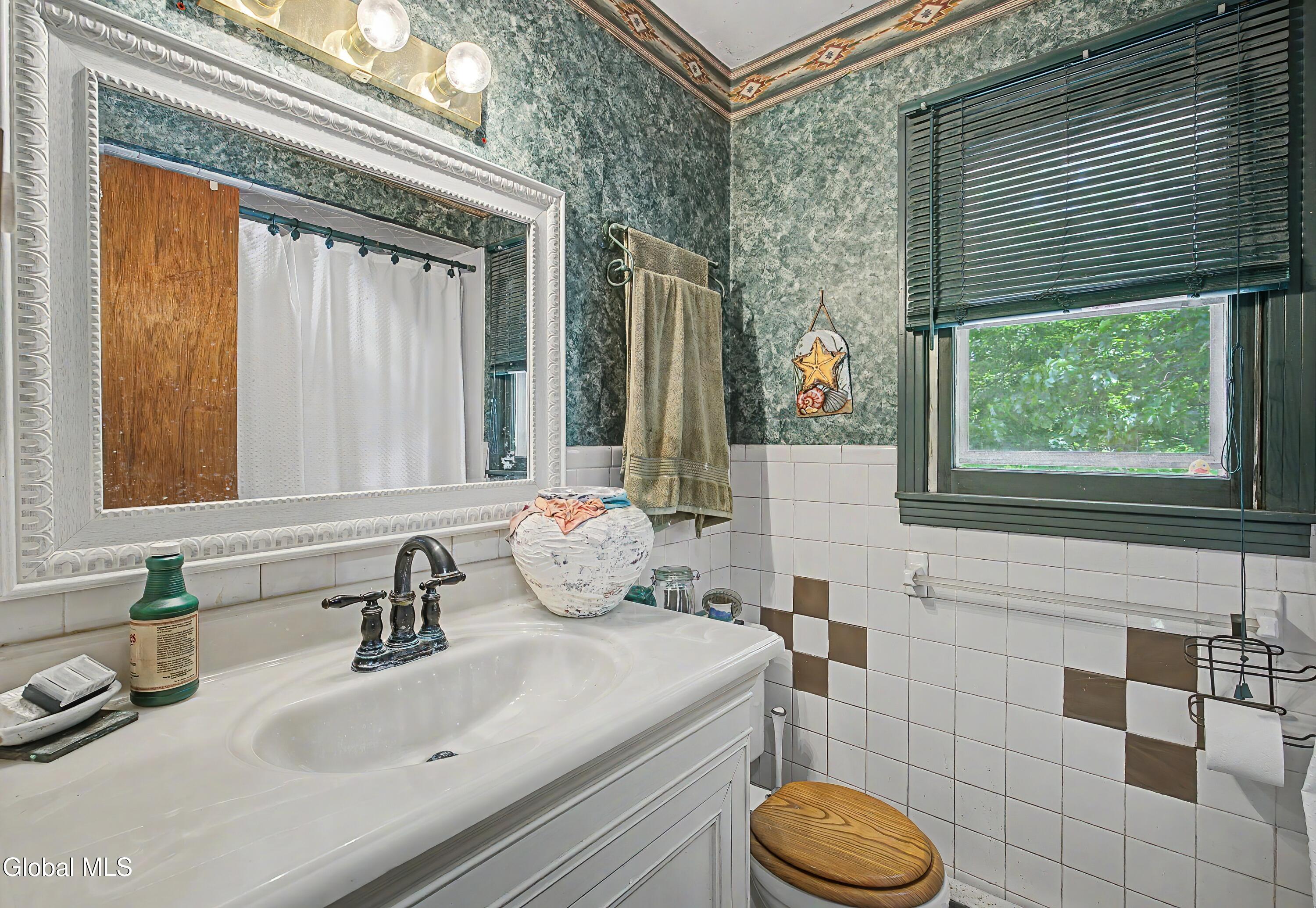 4 Pine Knoll Drive Saratoga Springs NY 12866