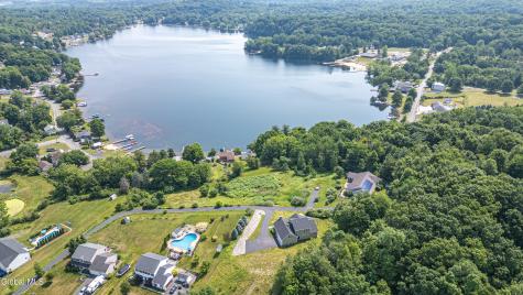 55 Kent Place Wynantskill NY 12198
