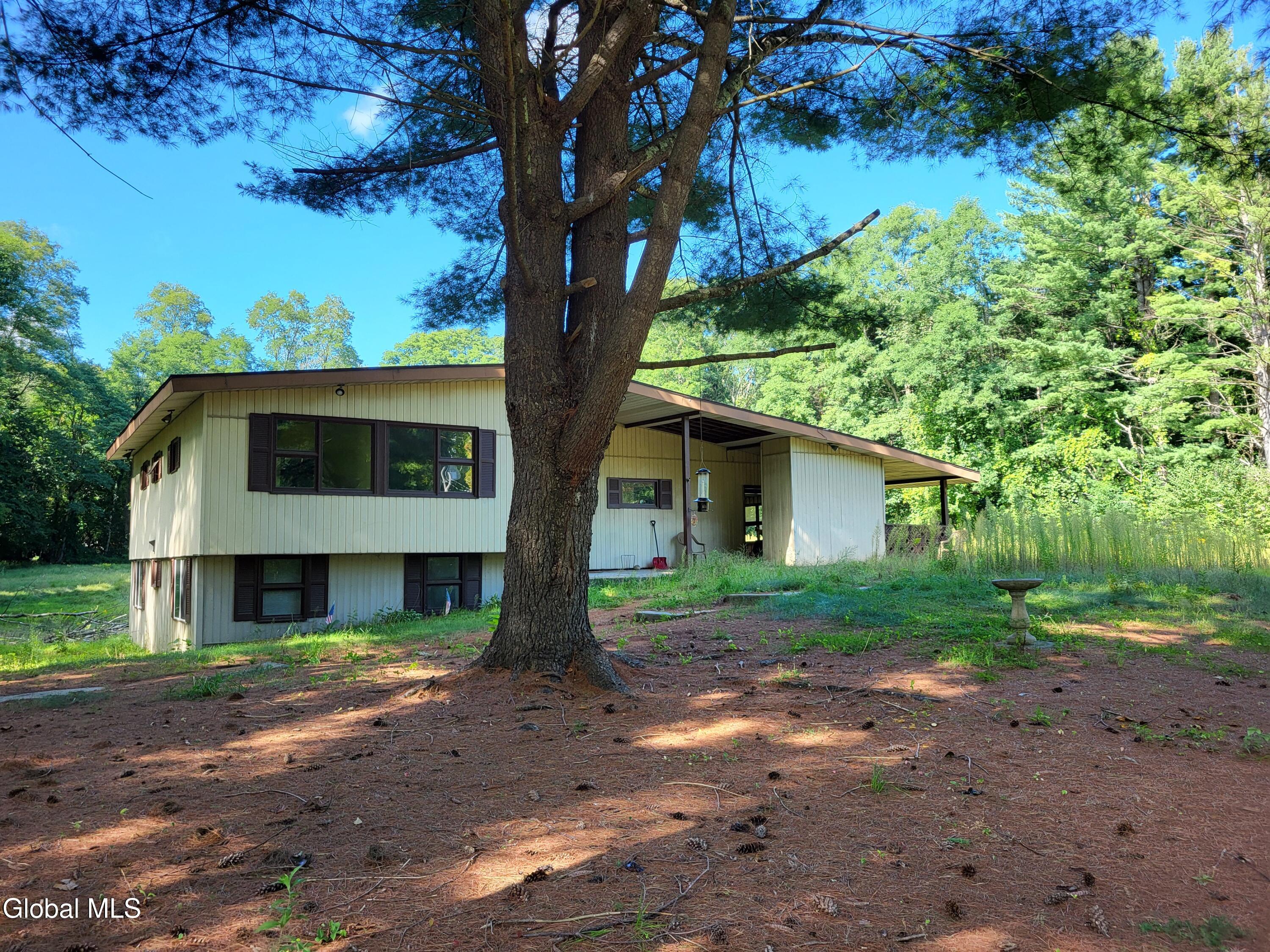 639 Mac Elroy Road Ballston Lake NY 12019
