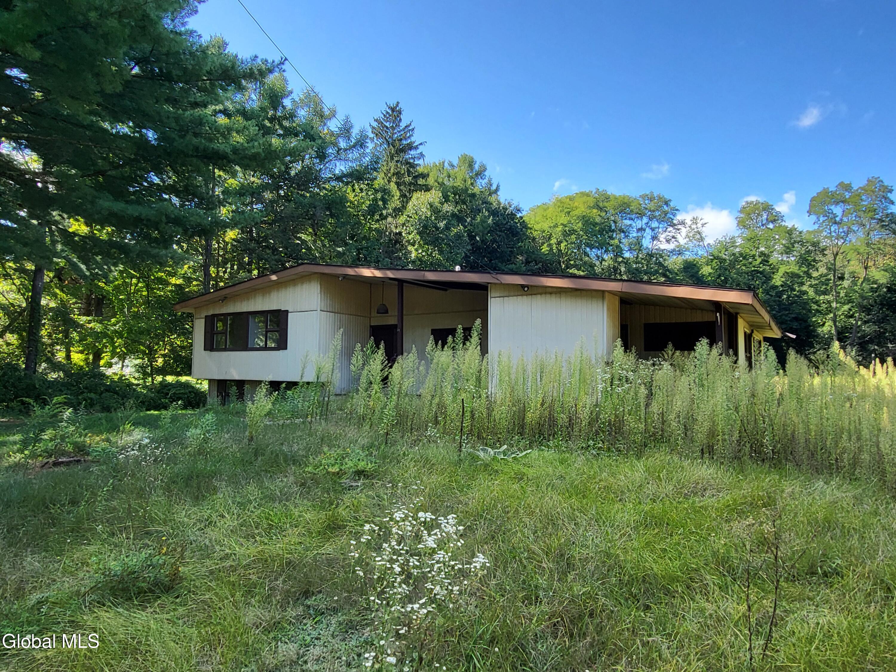 639 Mac Elroy Road Ballston Lake NY 12019