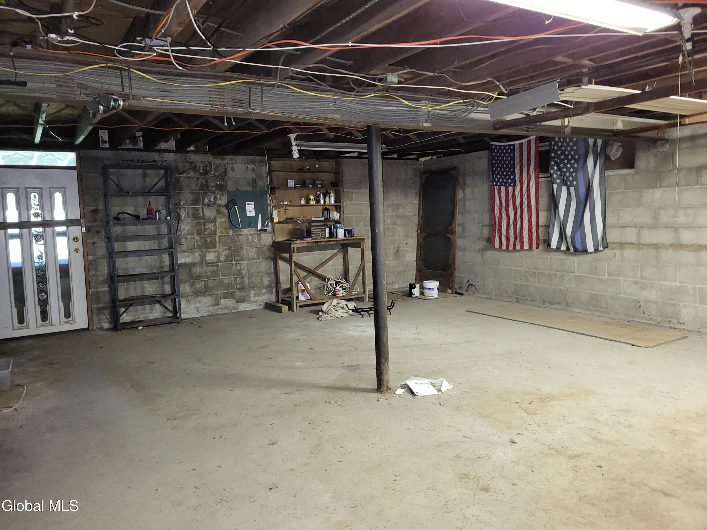 639 Mac Elroy Road Ballston Lake NY 12019