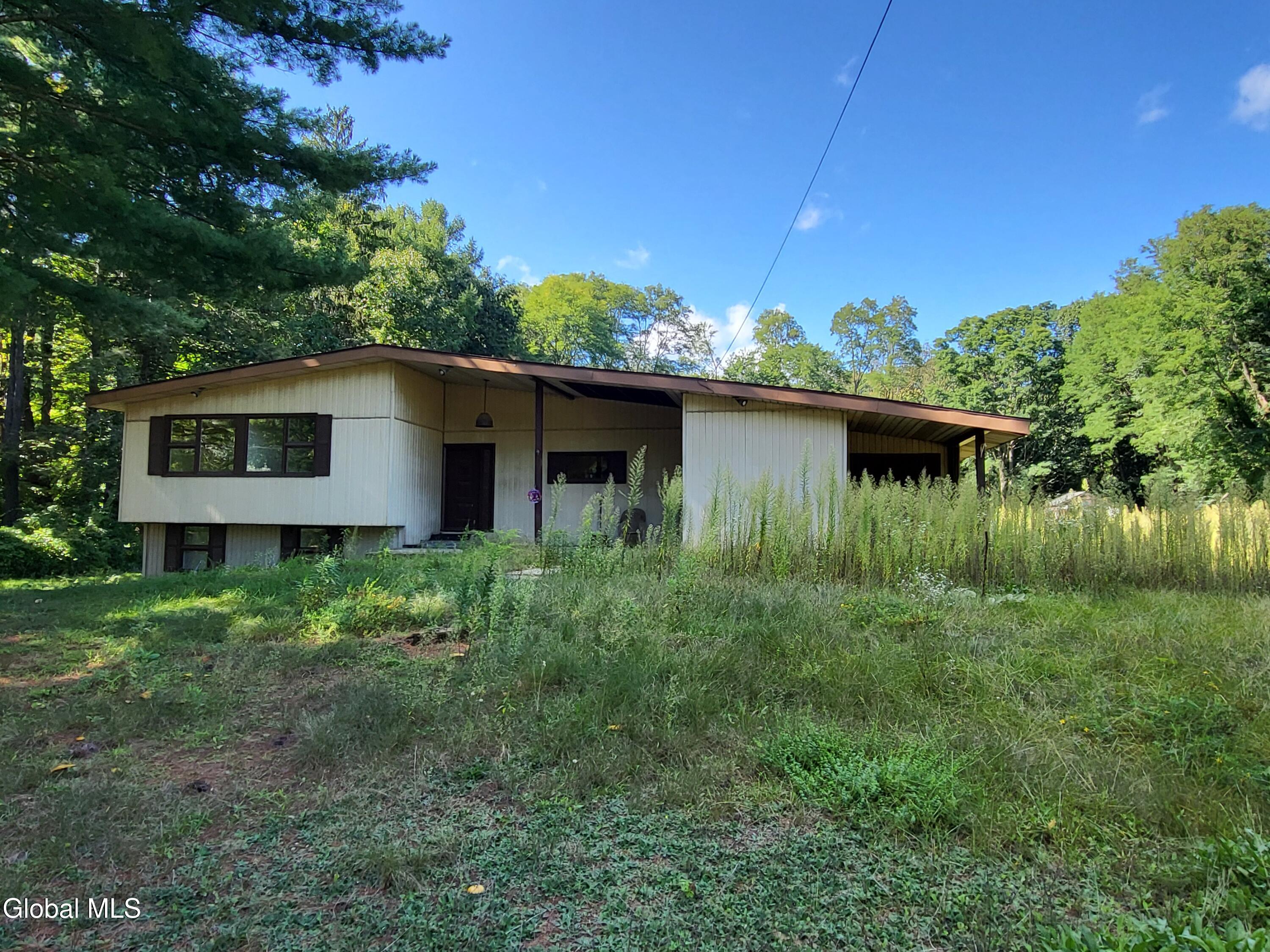 639 Mac Elroy Road Ballston Lake NY 12019