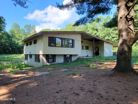 639 Mac Elroy Road Ballston Lake NY 12019