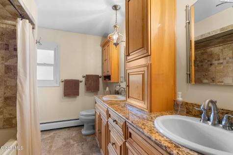 4 Colomba Drive Rotterdam NY 12306