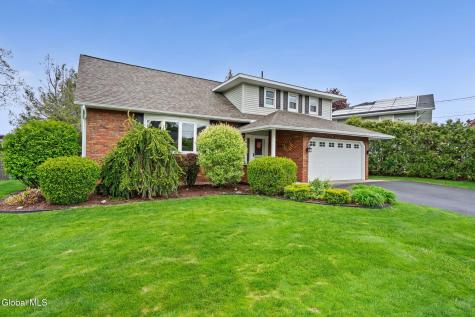 4 Colomba Drive Rotterdam NY 12306