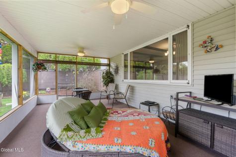 4 Colomba Drive Rotterdam NY 12306