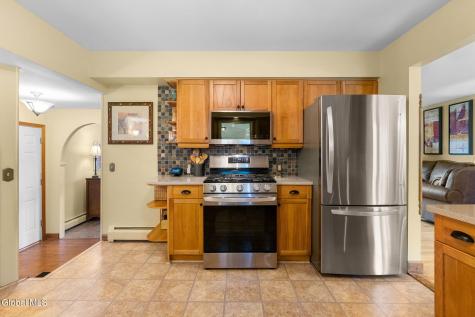 4 Colomba Drive Rotterdam NY 12306