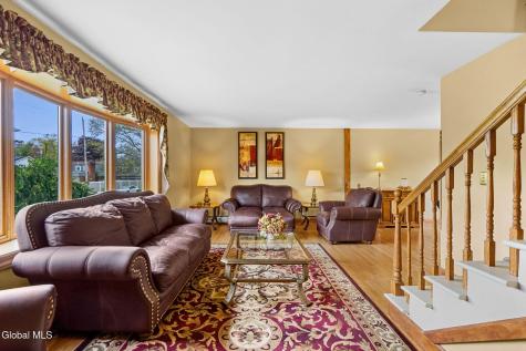 4 Colomba Drive Rotterdam NY 12306