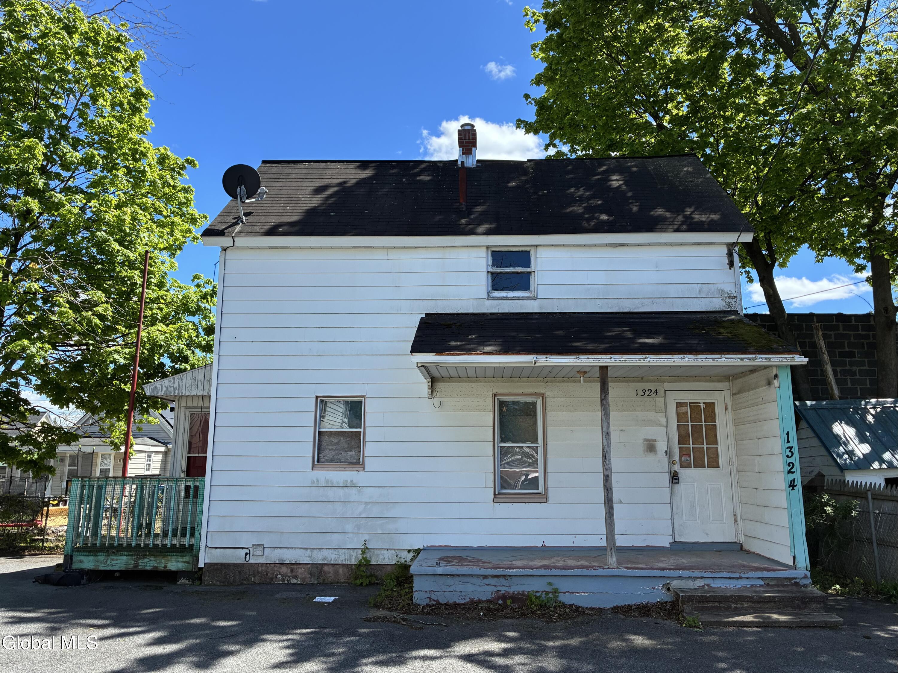 1324 8th Avenue Schenectady NY 12303