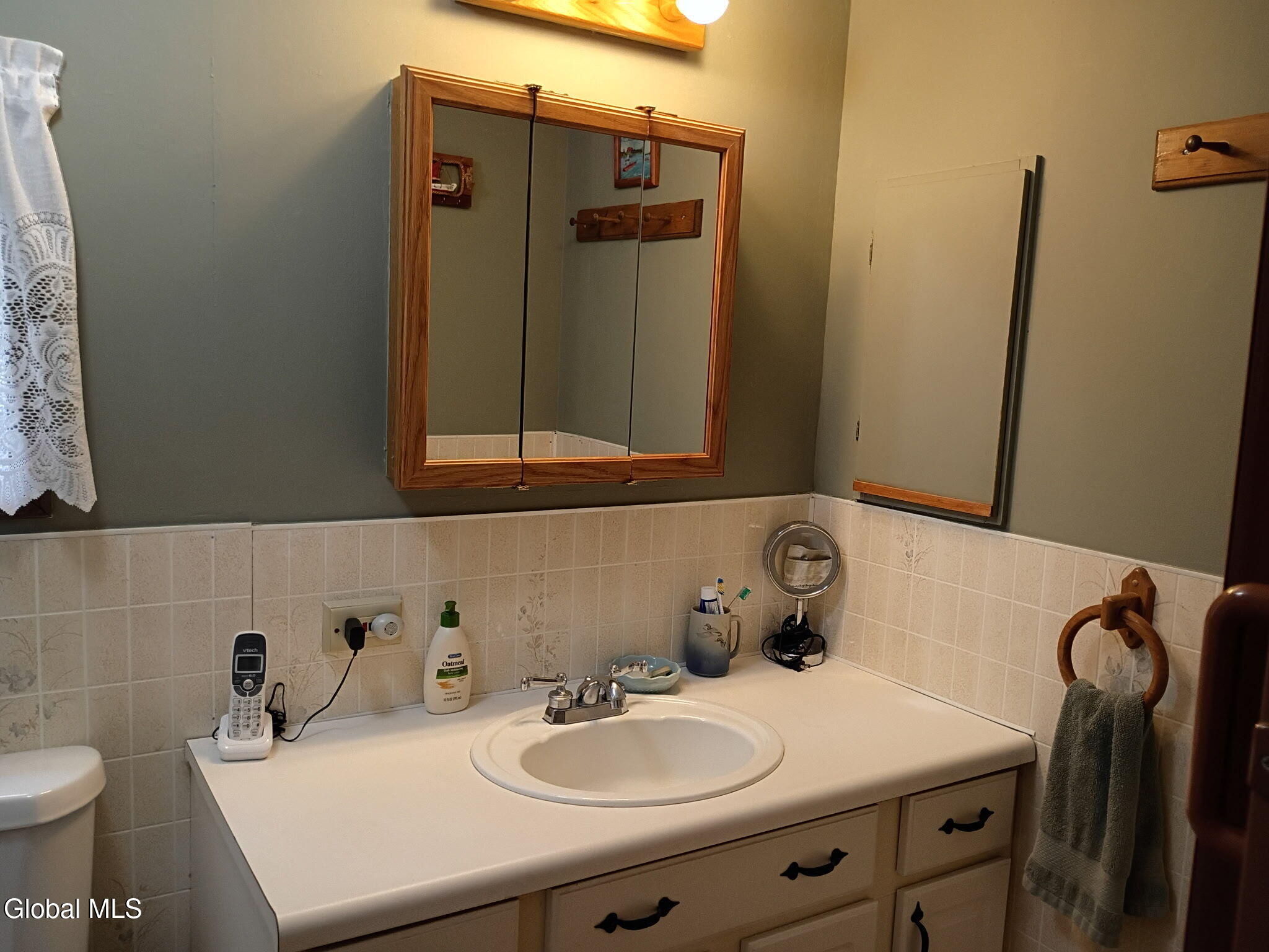1110 Ny-43 Stephentown NY 12169
