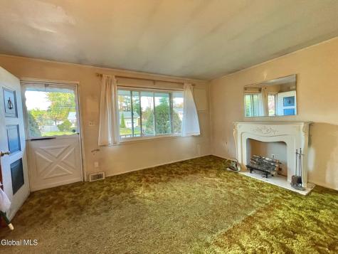 5 Bullard Avenue Queensbury NY 12804