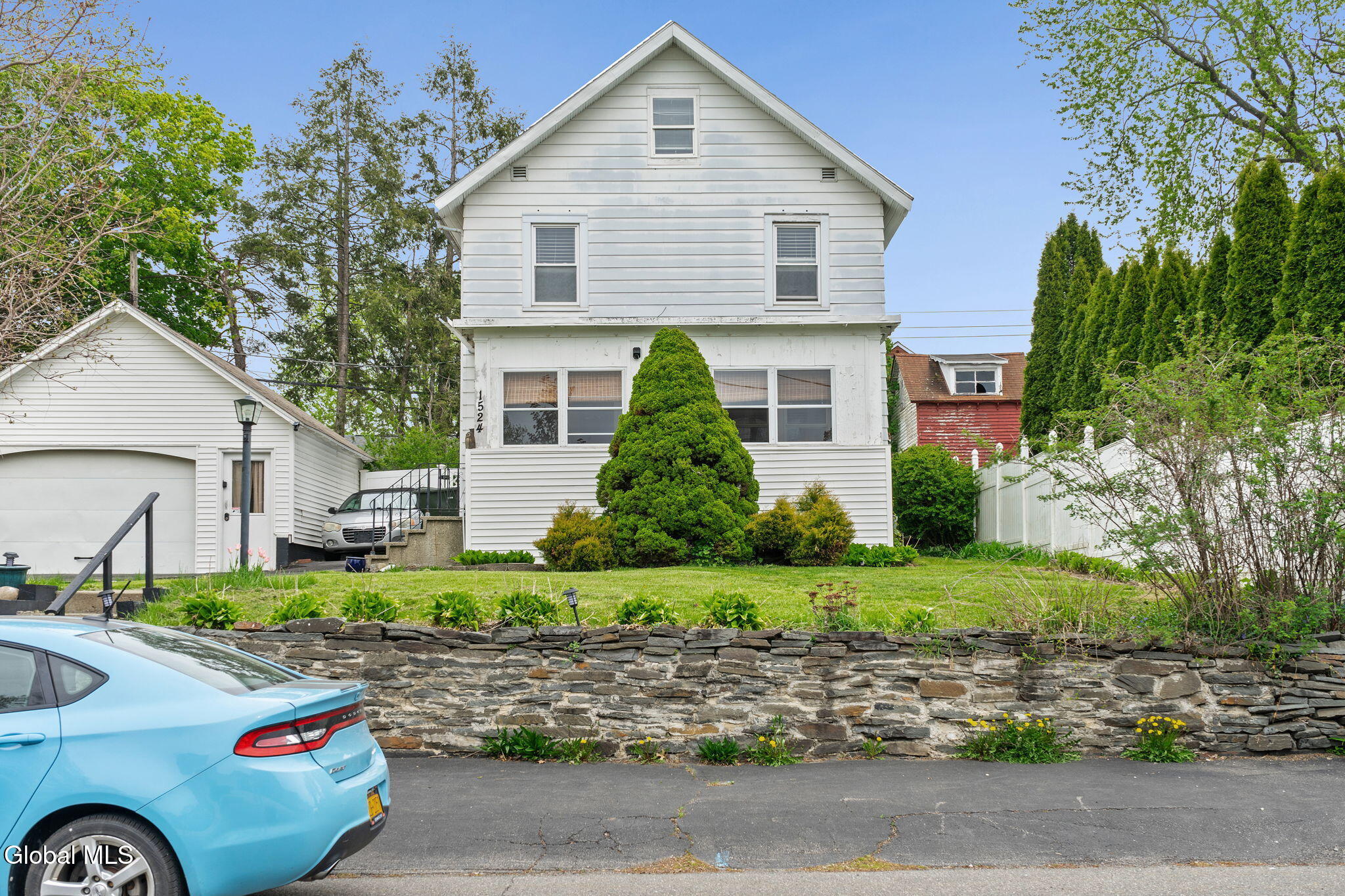 1524 Avenue A Watervliet NY 12189